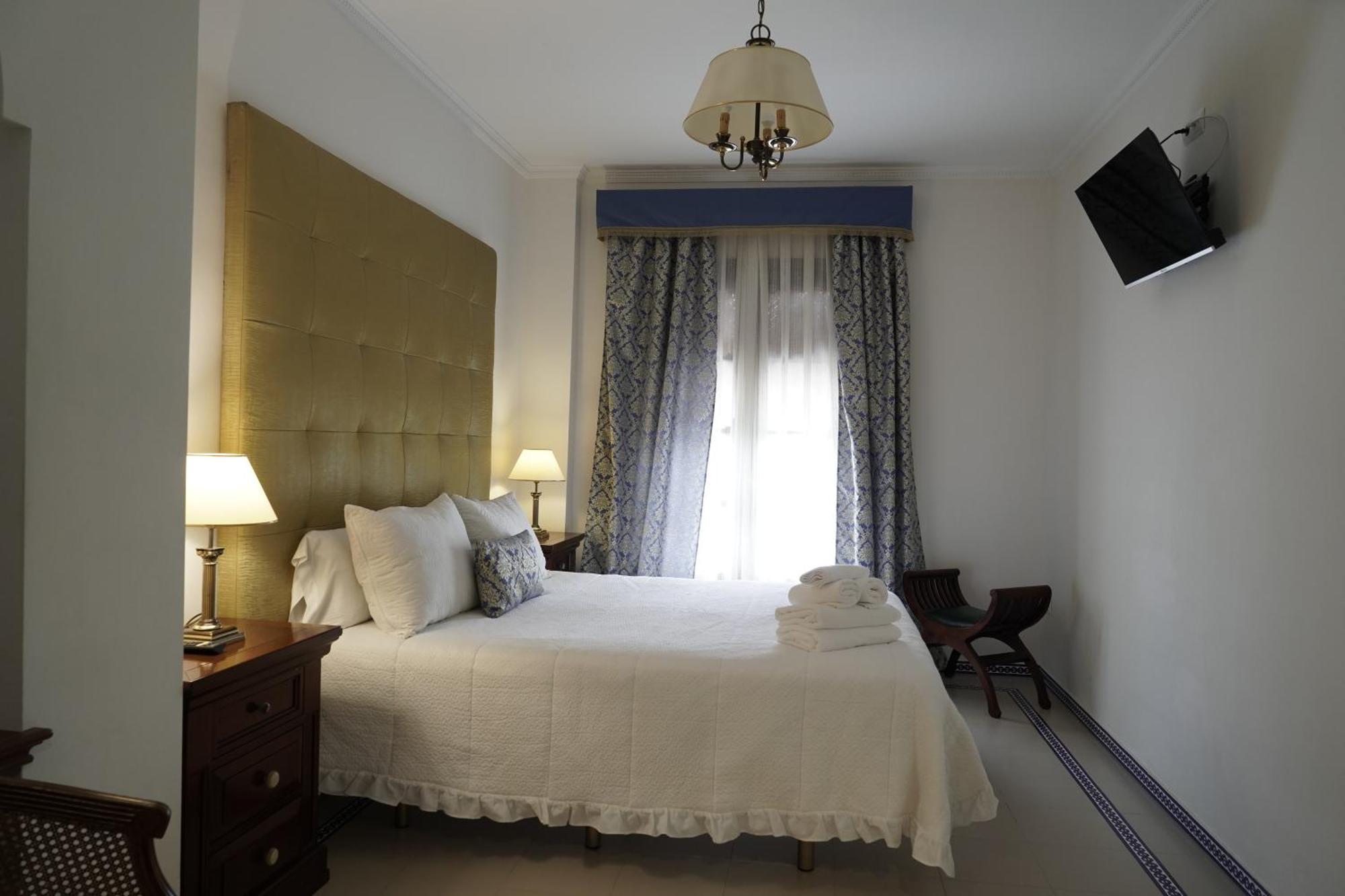 Hospedarte Palacete Real 埃尔罗西奥 外观 照片
